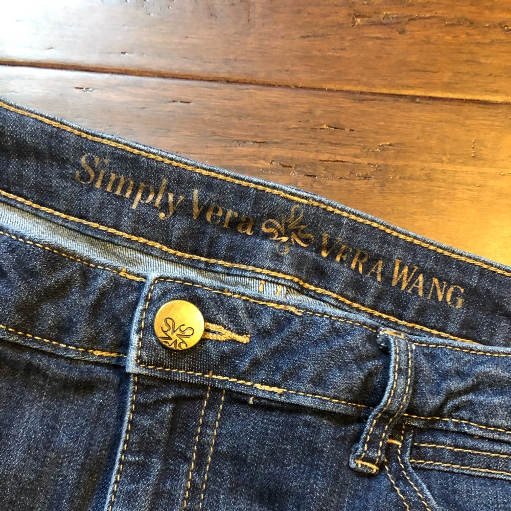 Vera Wang skinny jeans, size 6